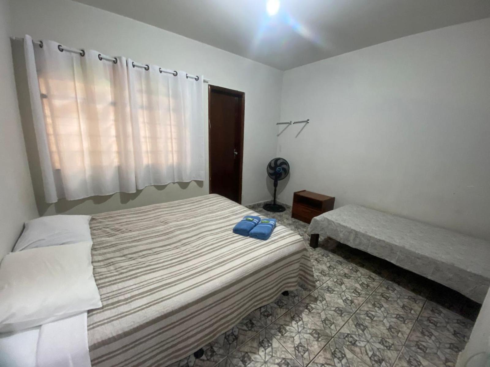 Casas De Temporadas - Hotel Recanto Do Sossego Уберландия Номер фото